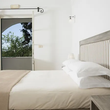 Hotel Relais San Martino - Della Felicità By Ria 4*